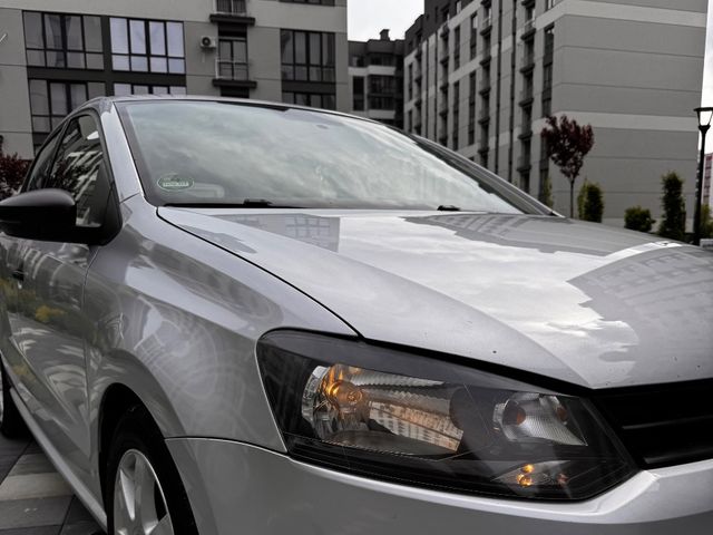 Volkswagen Polo - фото 2