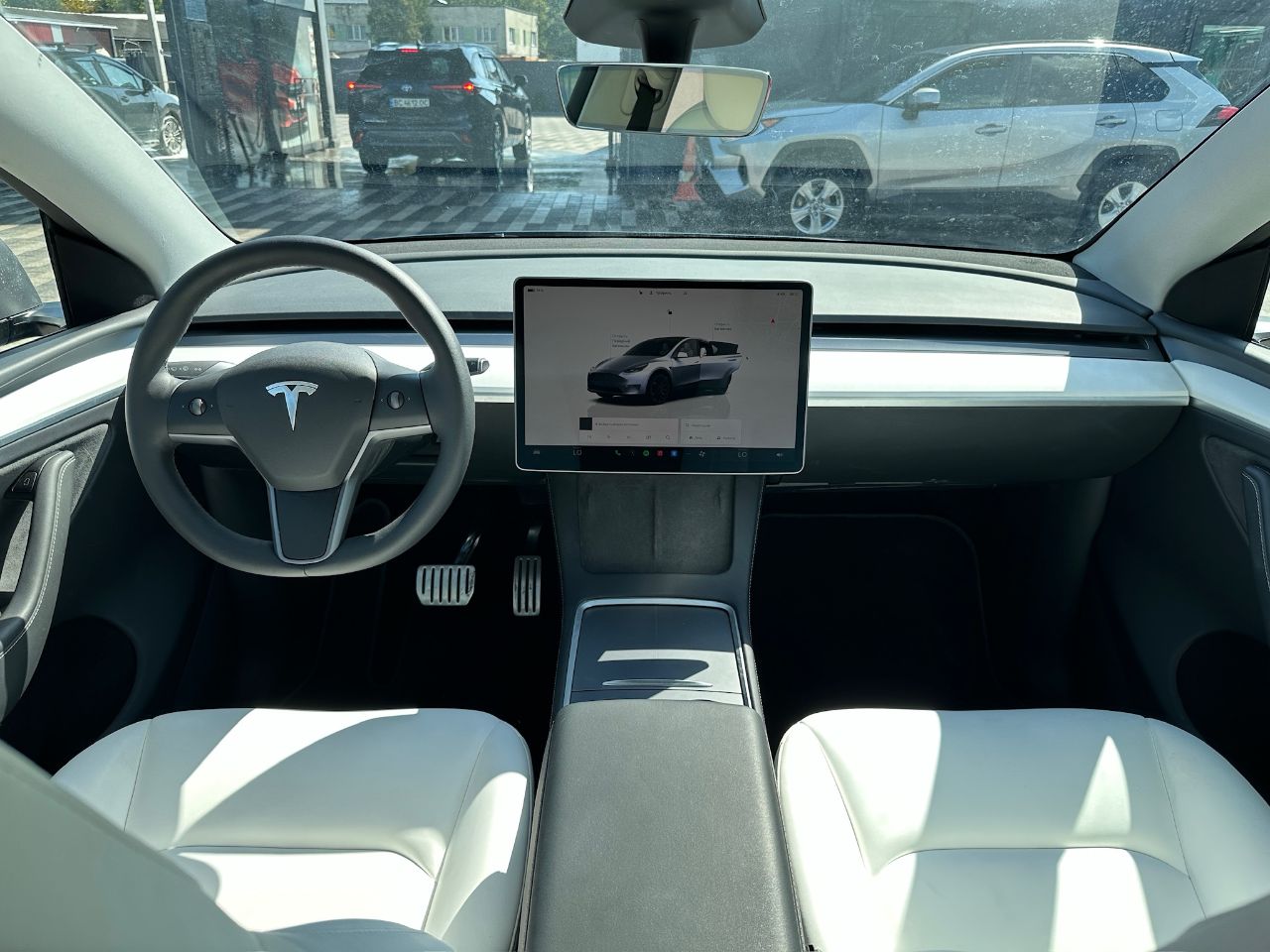 Tesla Model Y - фото 21