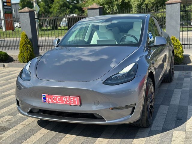 Tesla Model Y - зображення 2