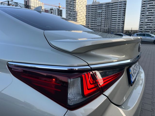 Lexus ES - зображення 4