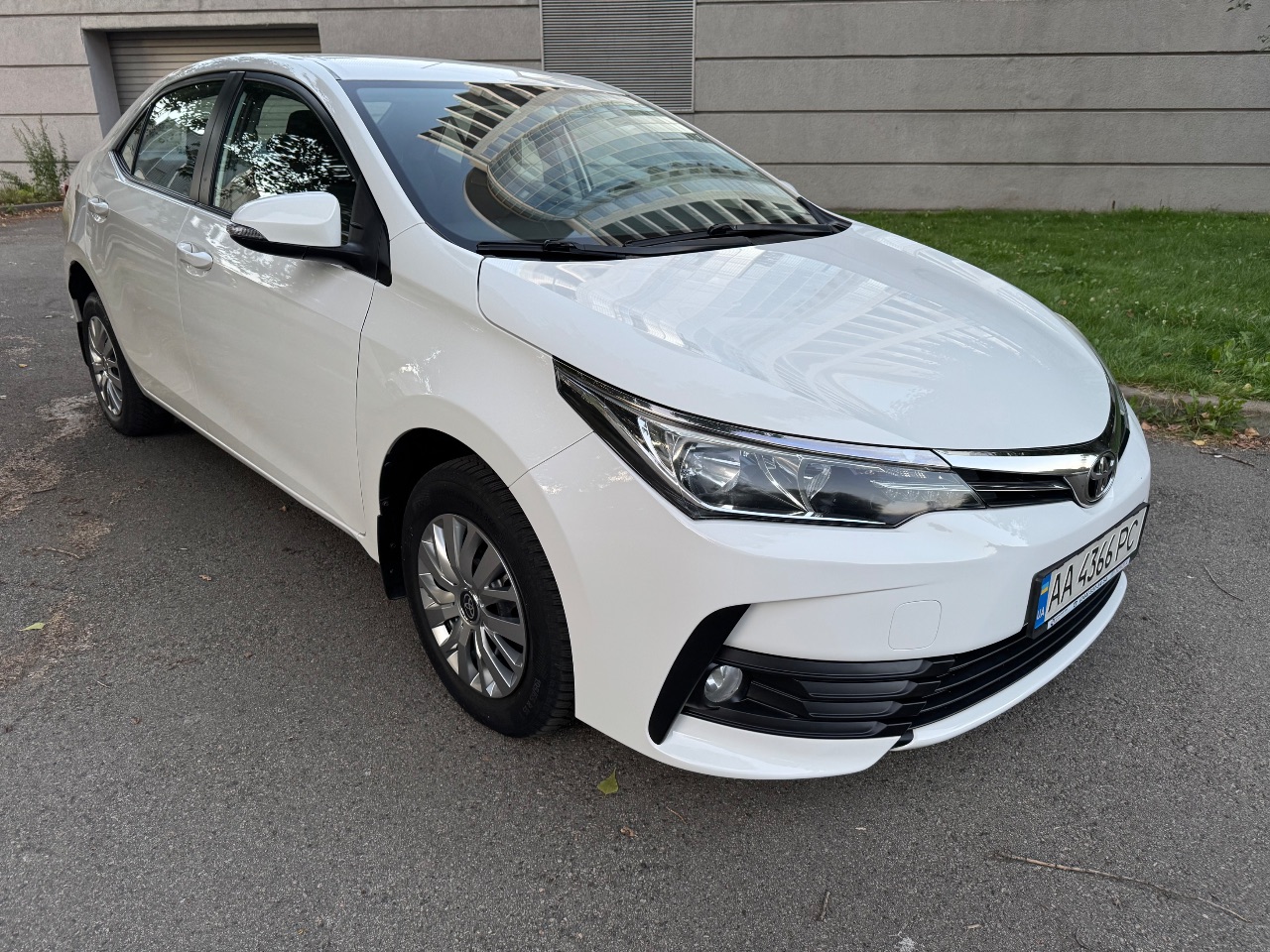 Toyota Corolla - фото 3