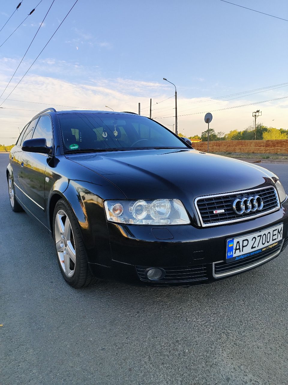 Audi A4 - фото 2