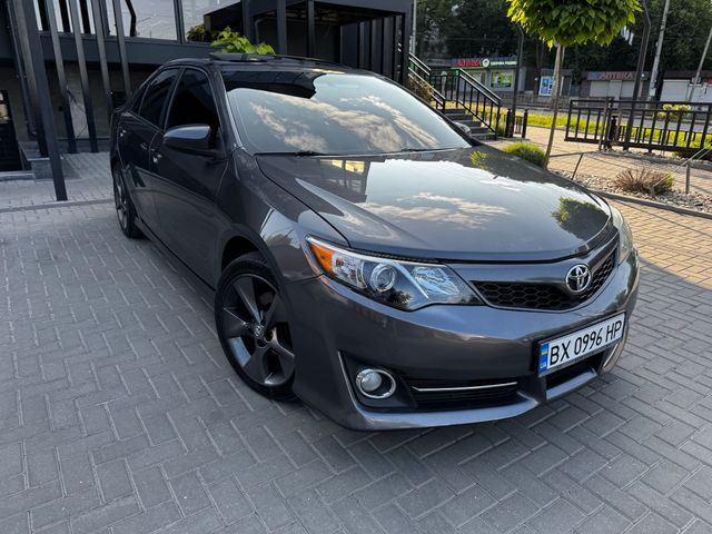 Toyota Camry 2014, Хмельницький, $13 700 - зображення 2