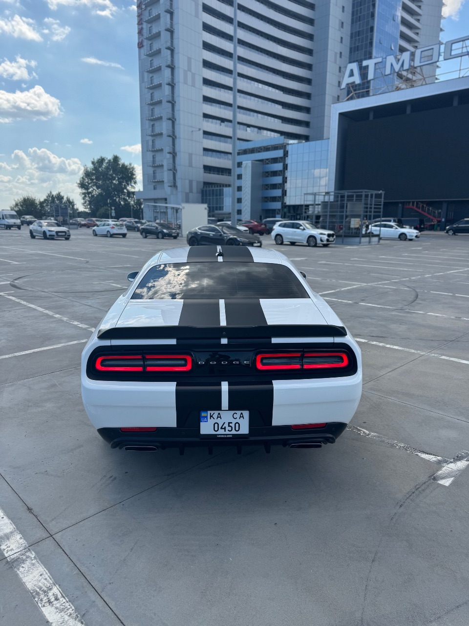 Dodge Challenger - фото 13