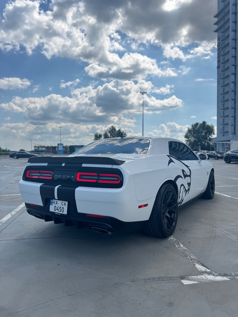 Dodge Challenger - фото 11