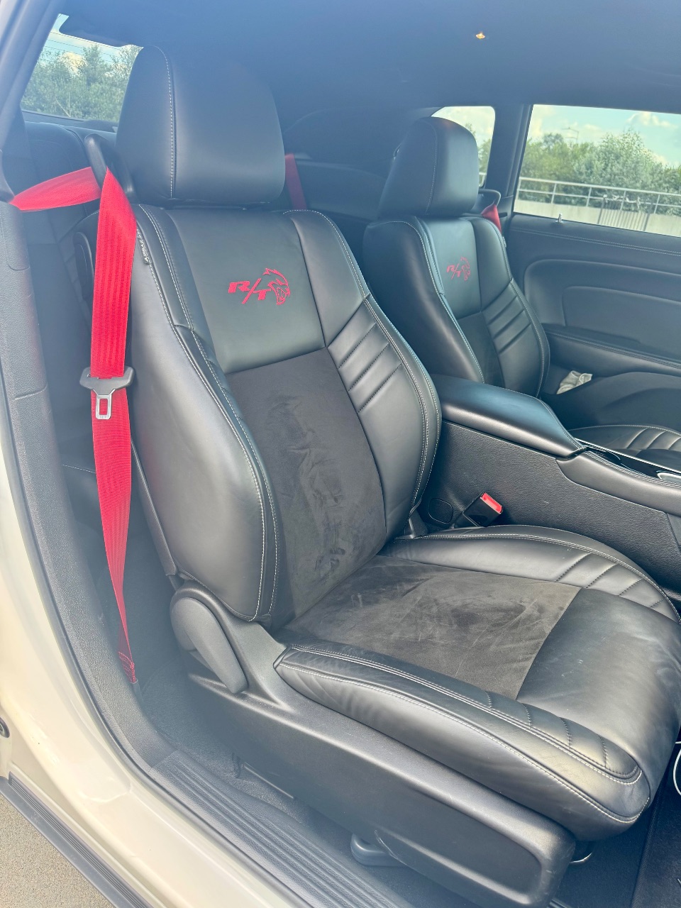 Dodge Challenger - фото 35