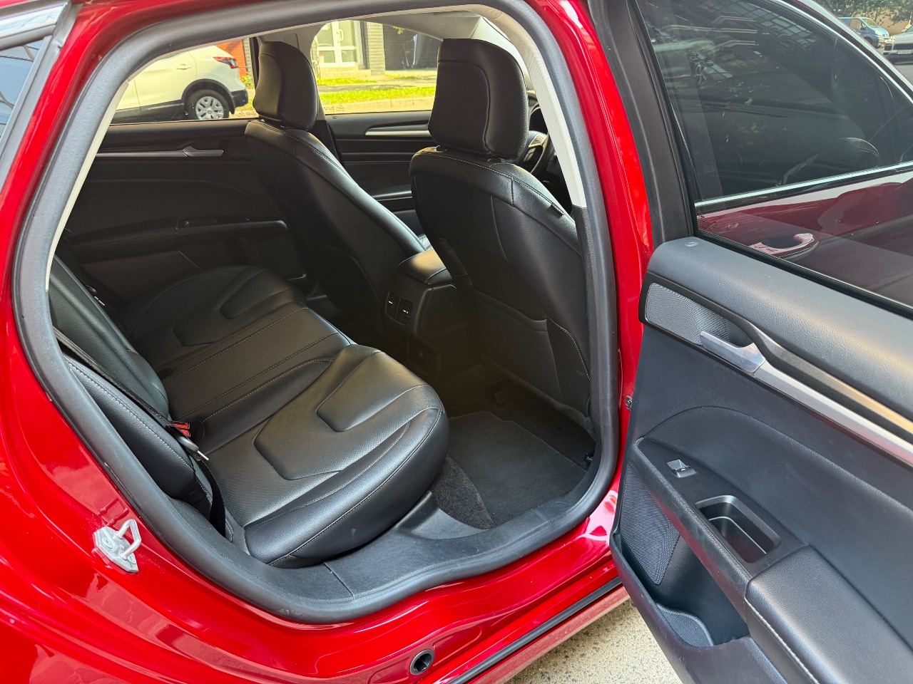 Ford Fusion (North America) - фото 13
