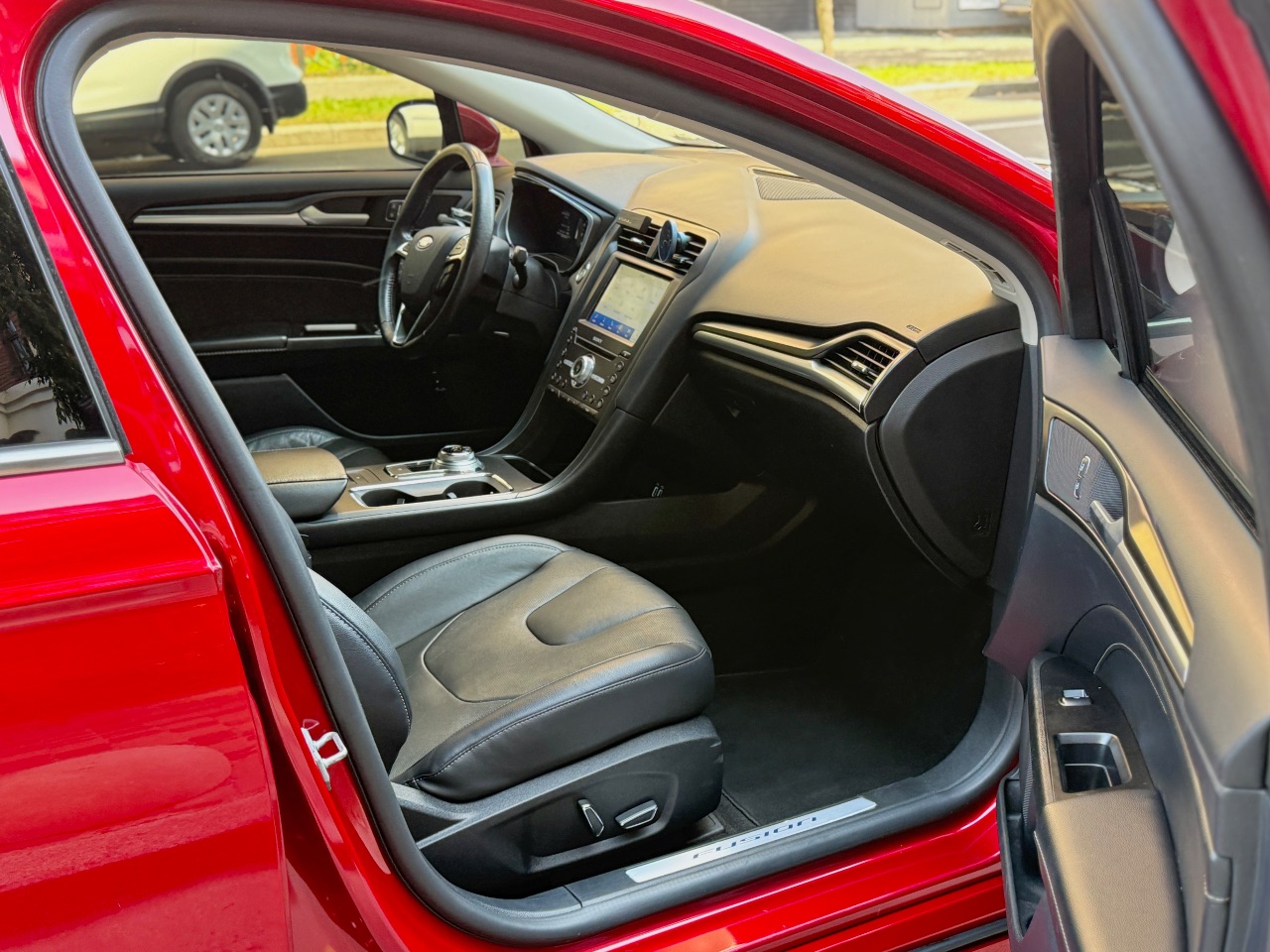 Ford Fusion (North America) - фото 14