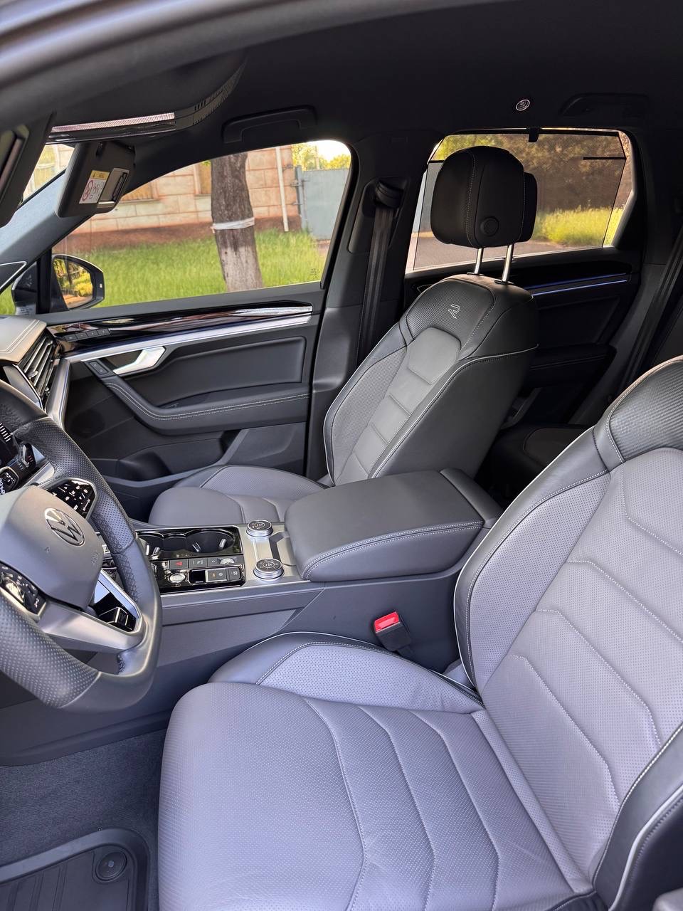 Volkswagen Touareg - фото 32