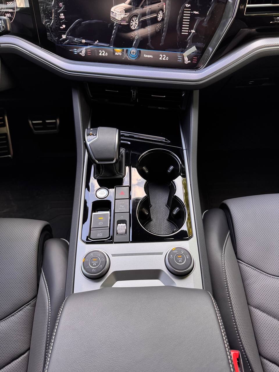 Volkswagen Touareg - фото 37