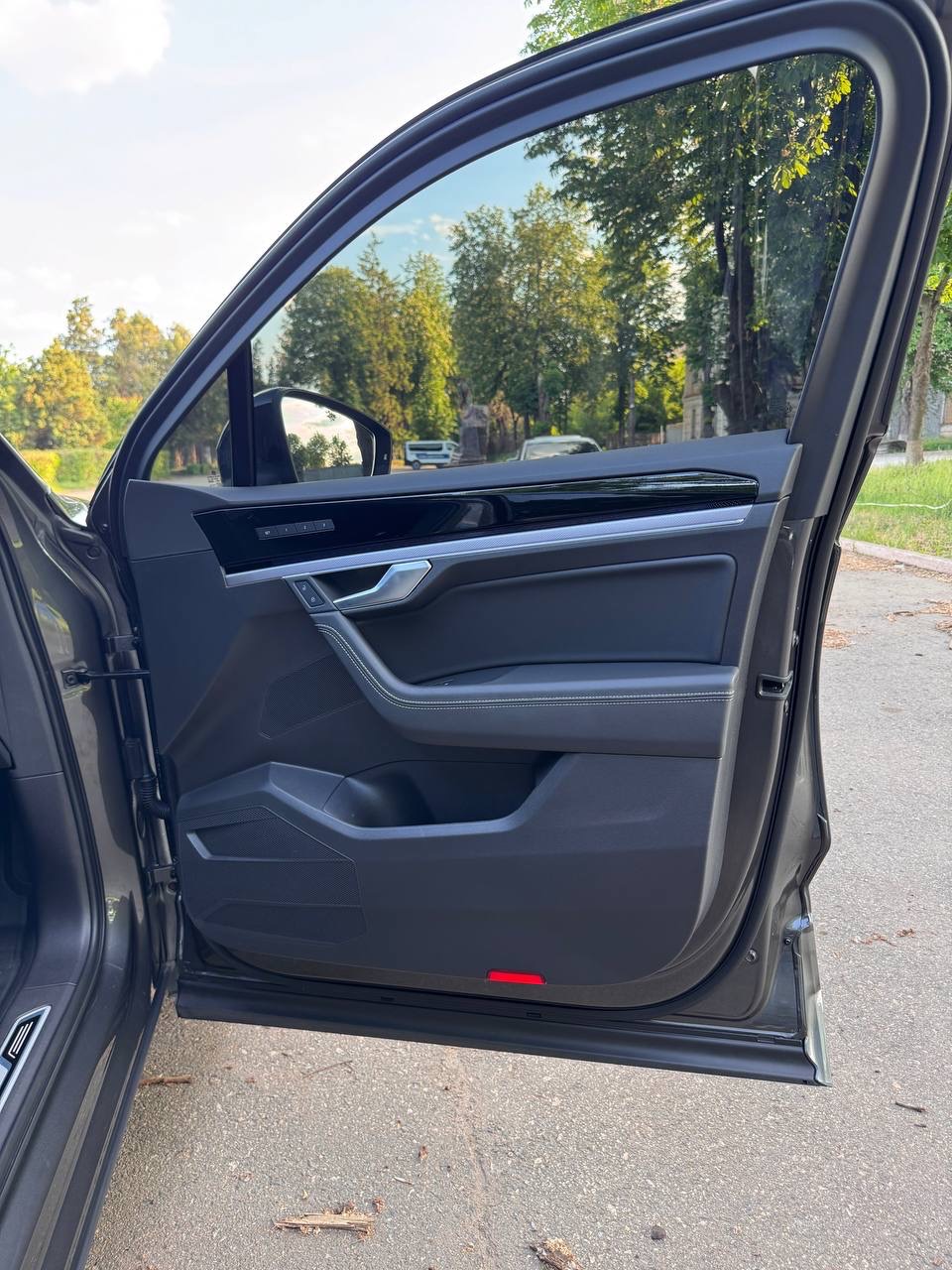 Volkswagen Touareg - фото 51