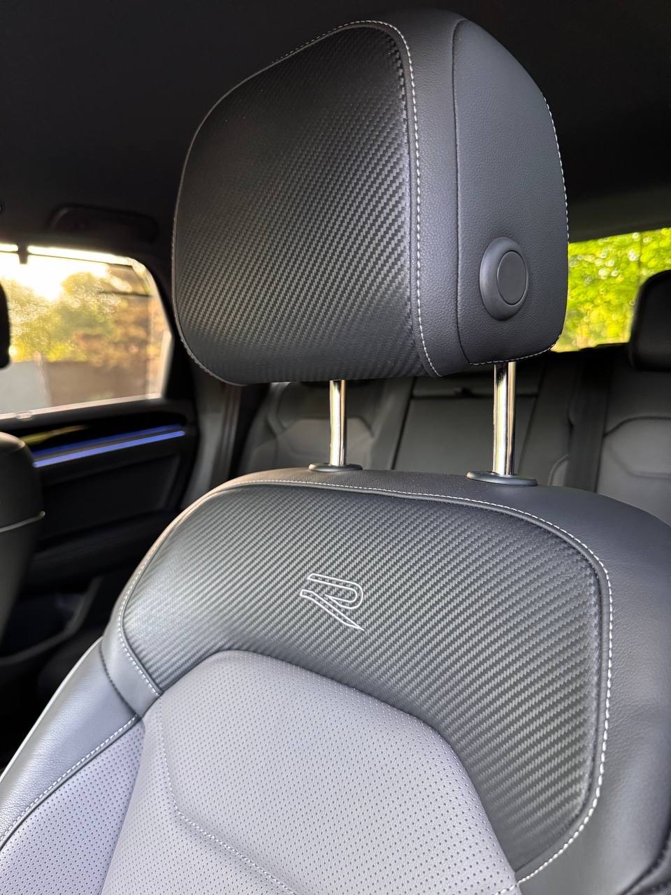 Volkswagen Touareg - фото 36