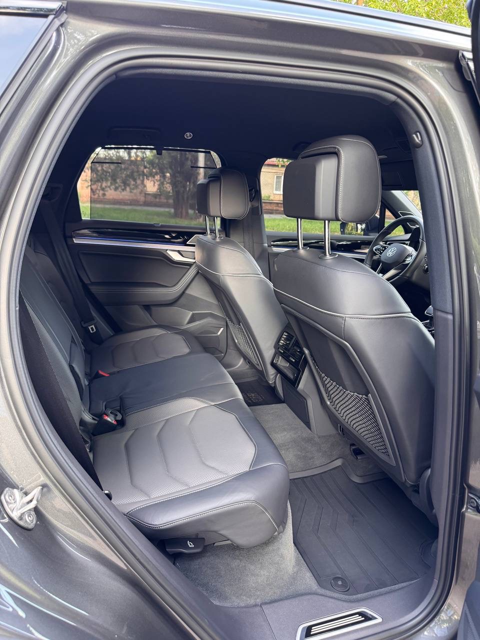 Volkswagen Touareg - фото 49