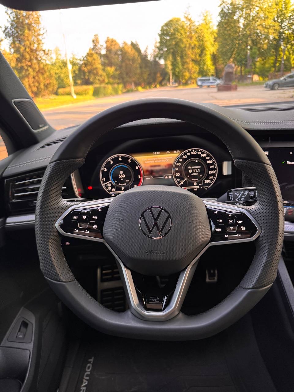 Volkswagen Touareg - фото 38