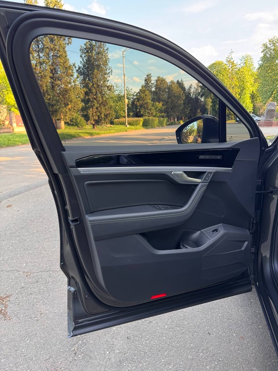 Volkswagen Touareg - фото 24