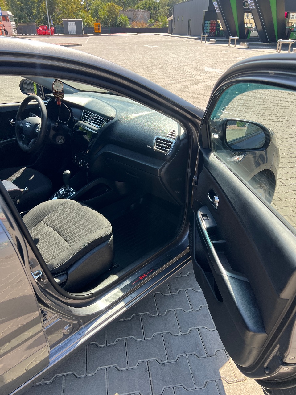 Kia Rio - фото 11