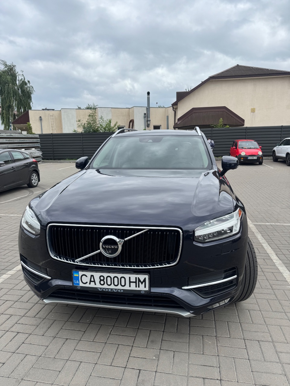 Volvo XC90 - фото 1