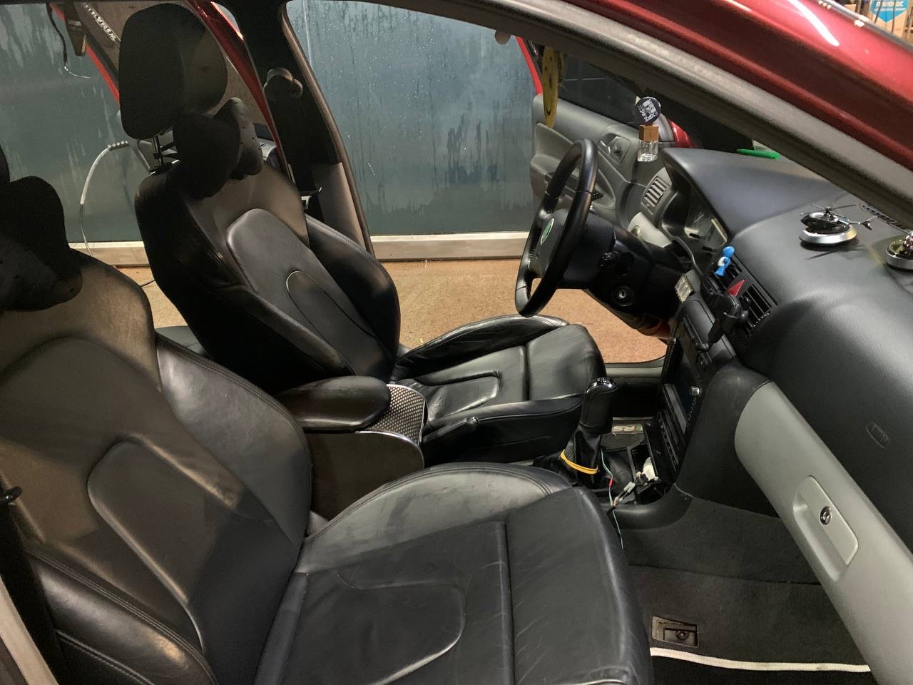 Skoda Octavia - фото 4