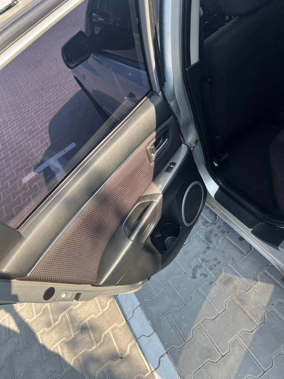 Mazda 3 - фото 11