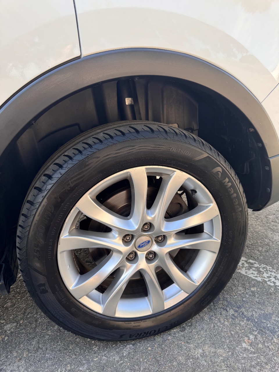 Ford Explorer - фото 13