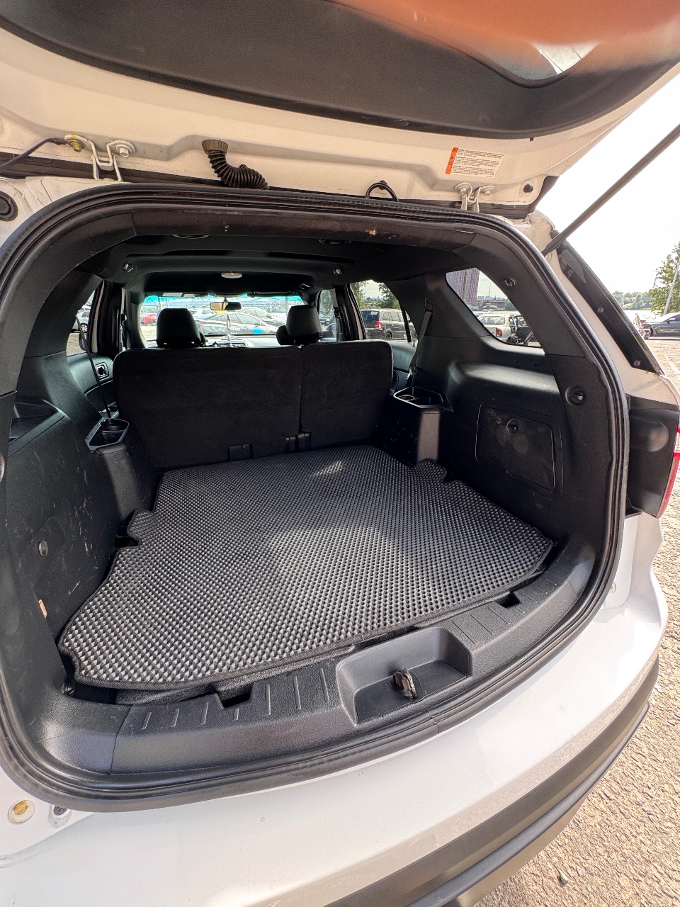 Ford Explorer - фото 9