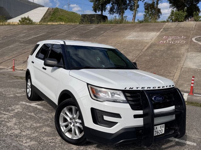 Ford Explorer - зображення 1