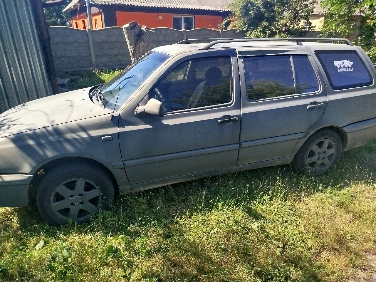 Volkswagen Golf - фото 8