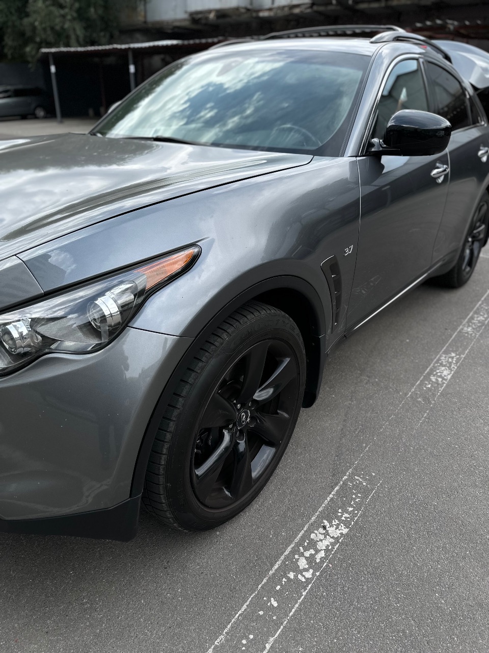 Infiniti QX70 - фото 4
