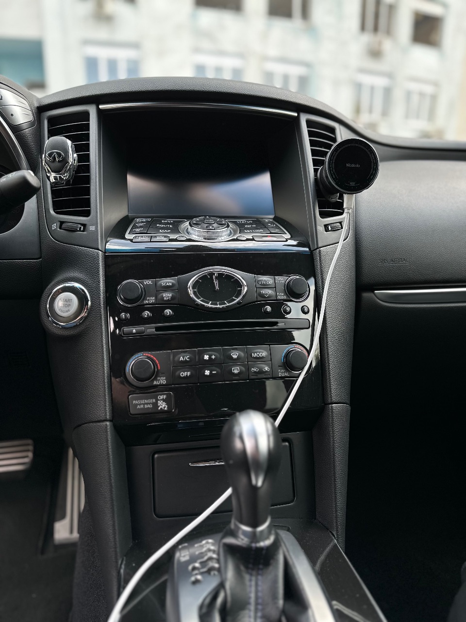 Infiniti QX70 - фото 20