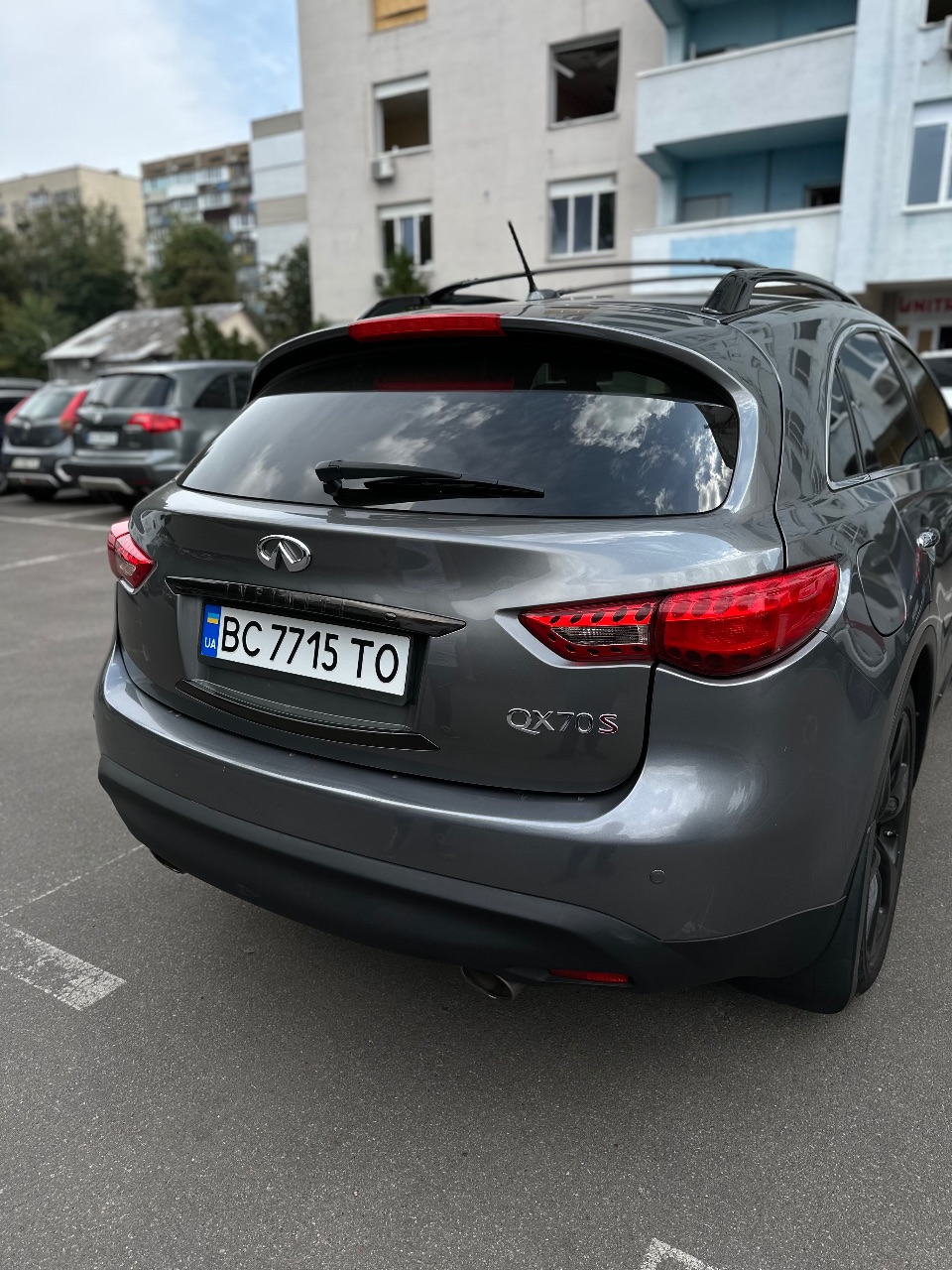 Infiniti QX70 - фото 9