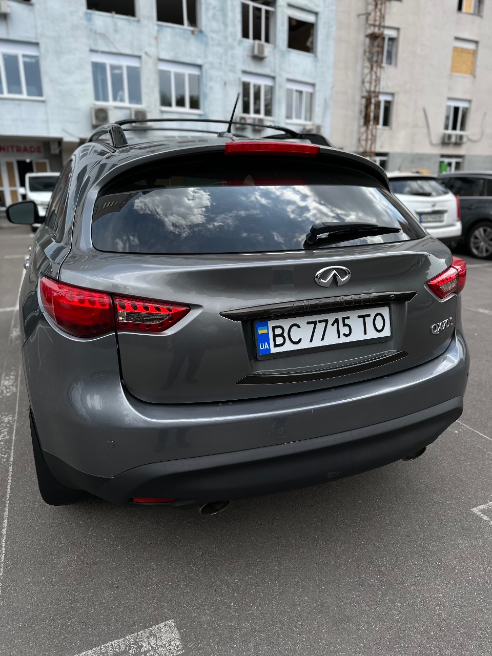 Infiniti QX70 - фото 11