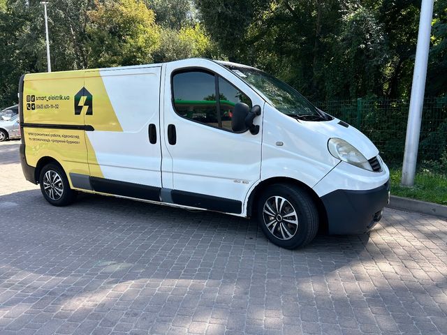Renault Trafic - фото 3