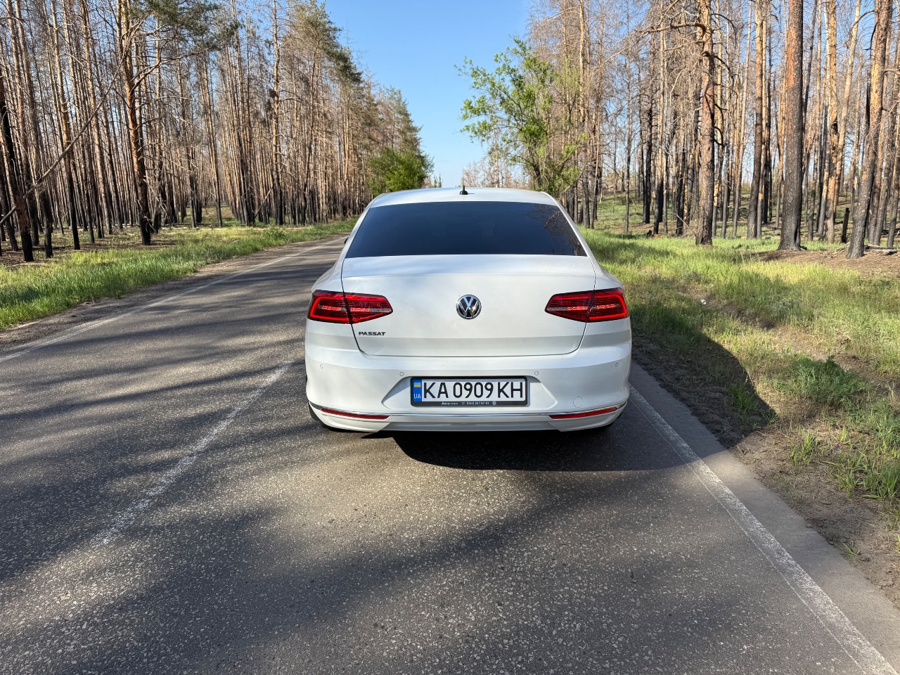 Volkswagen Passat - фото 3