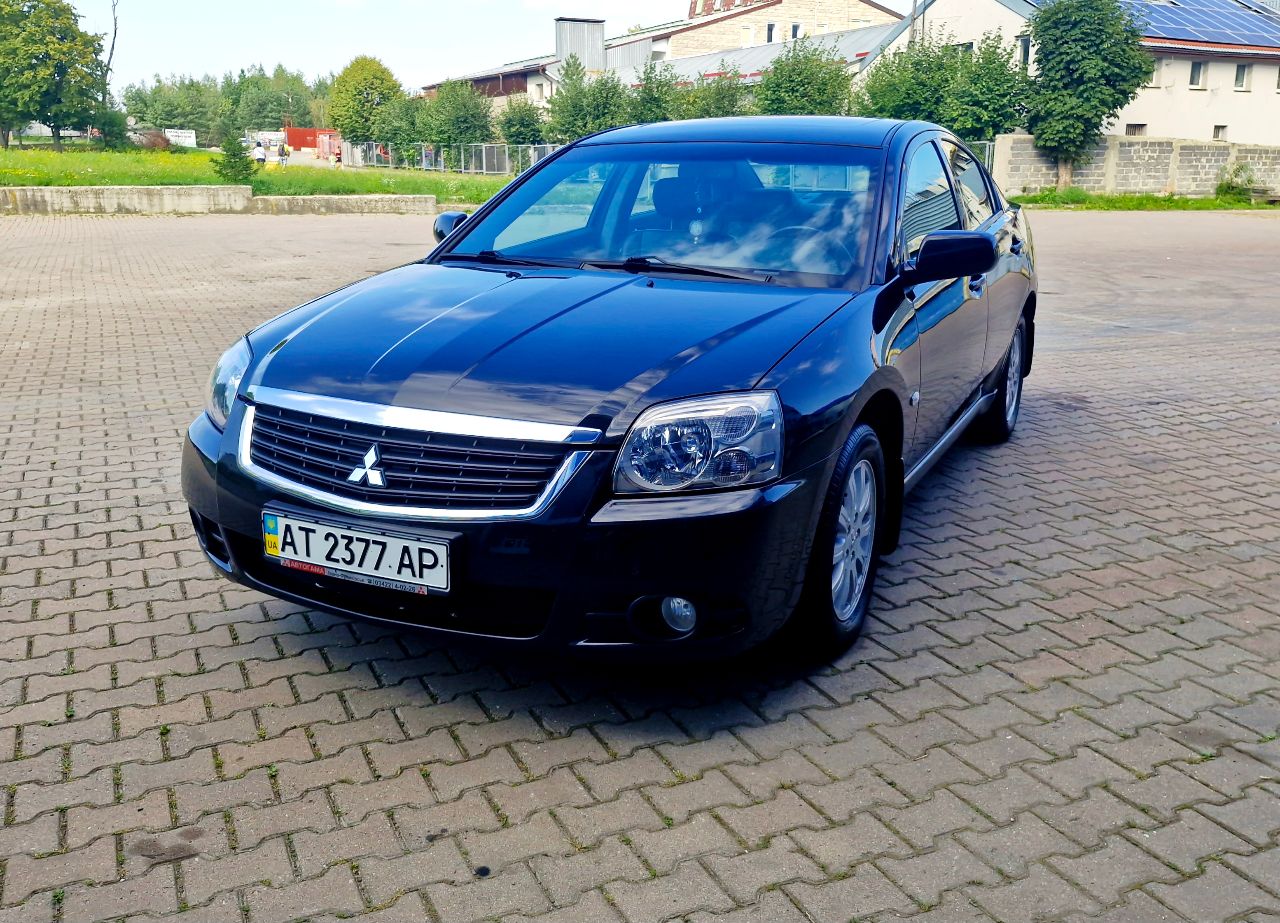 Mitsubishi Galant - фото 4