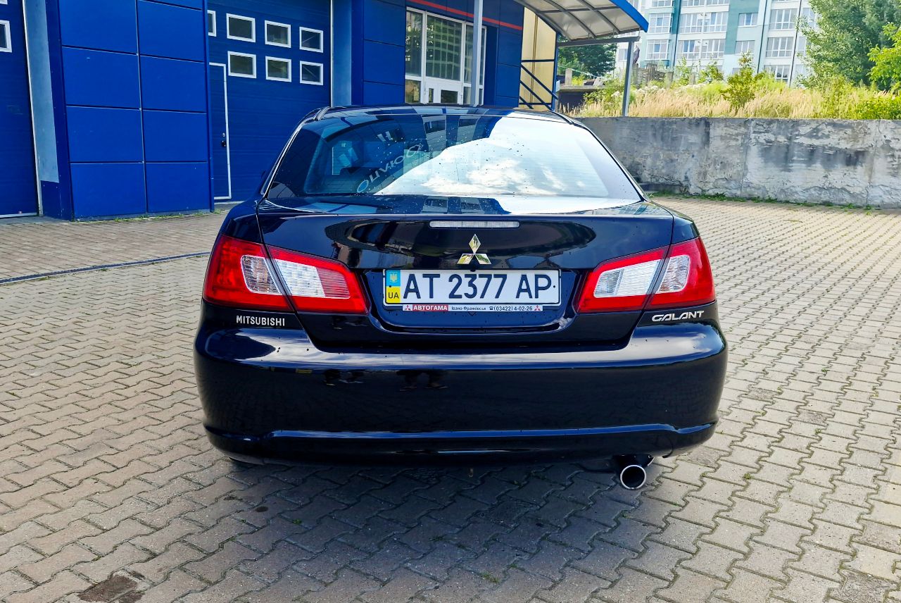Mitsubishi Galant - фото 12
