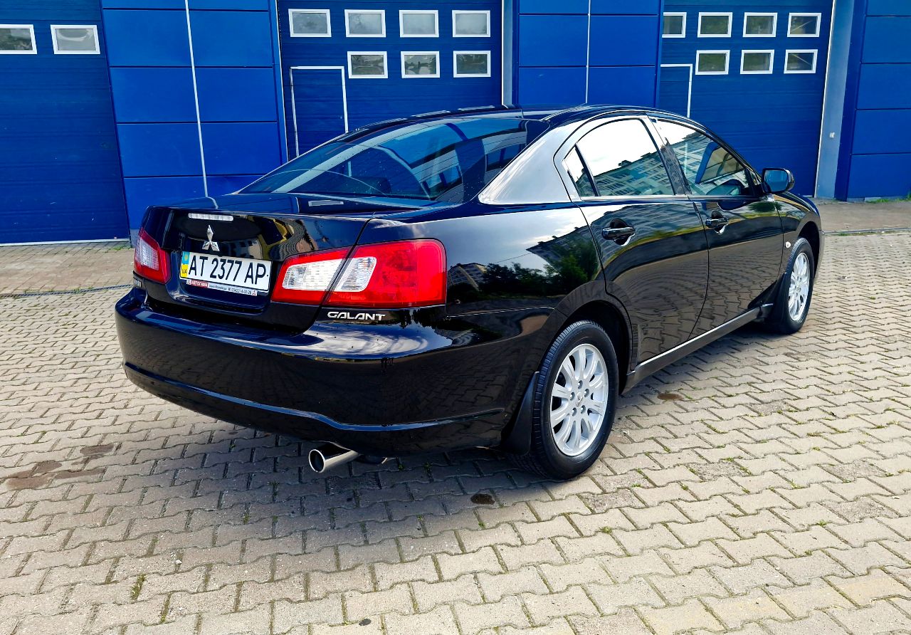 Mitsubishi Galant - фото 16