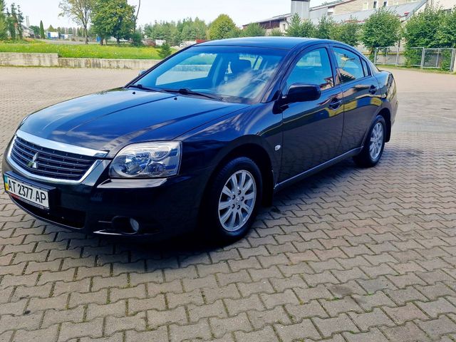 Mitsubishi Galant - фото 5