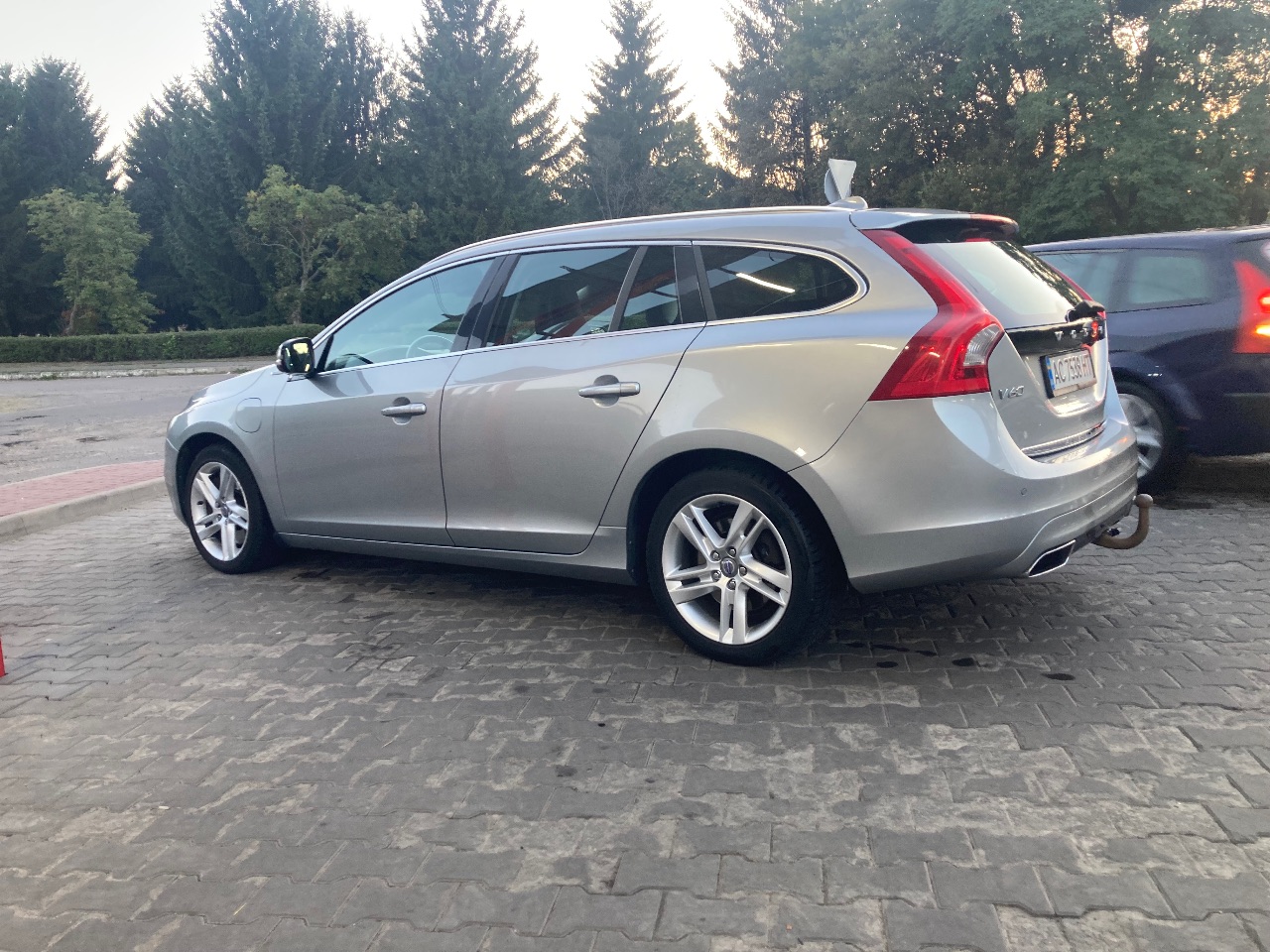 Volvo V60 - фото 5