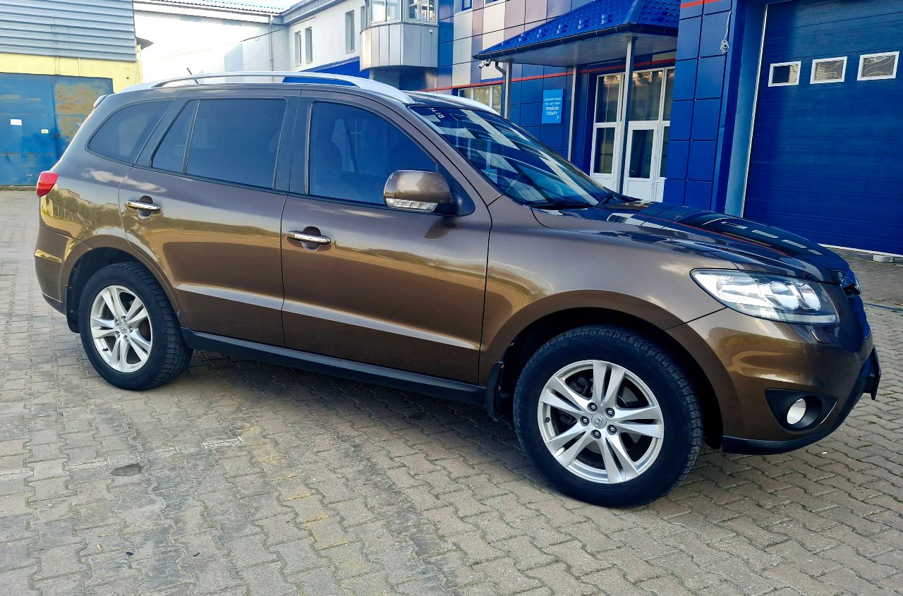 Hyundai Santa Fe - фото 13