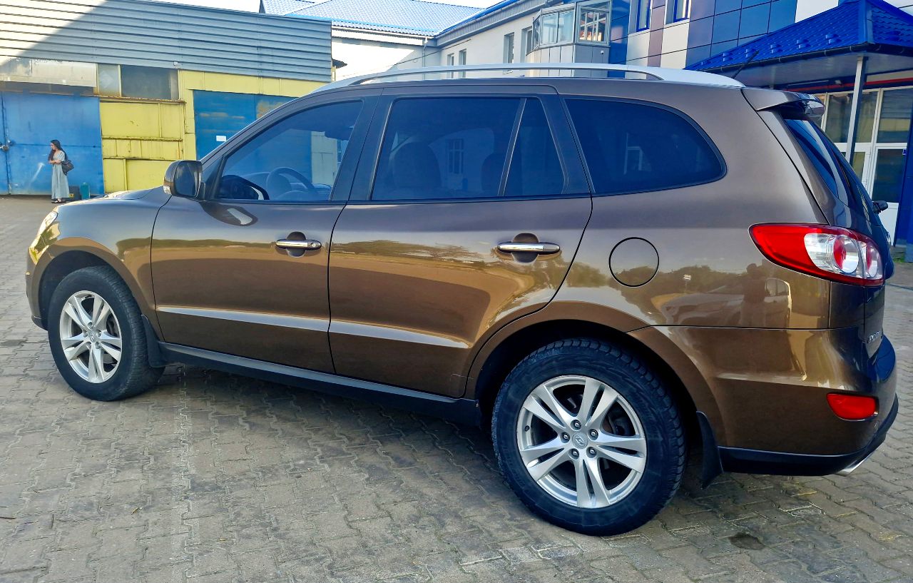 Hyundai Santa Fe - фото 4