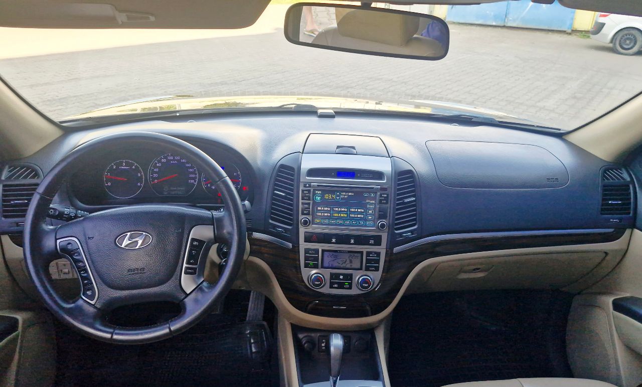 Hyundai Santa Fe - фото 18