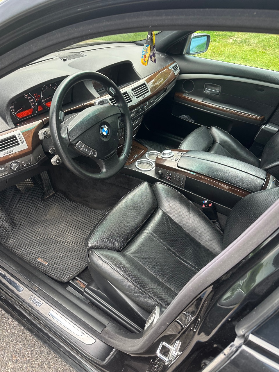 BMW 7 серії - фото 8