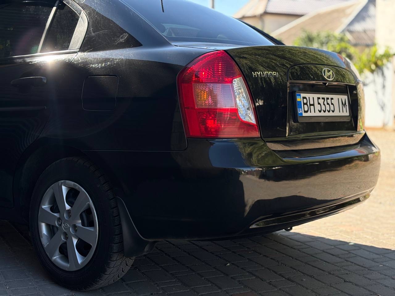 Hyundai Accent - фото 3