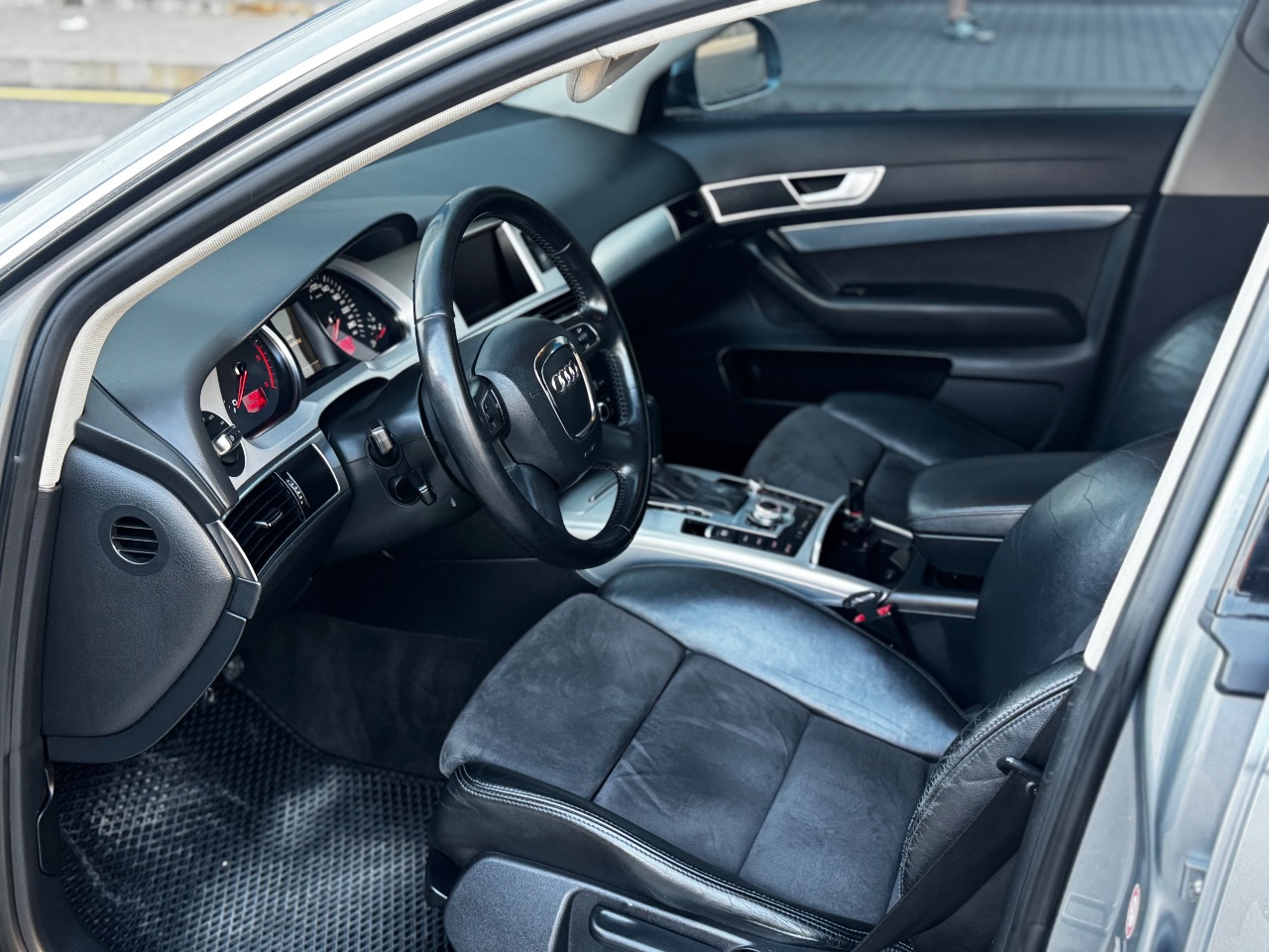 Audi A6 - фото 16