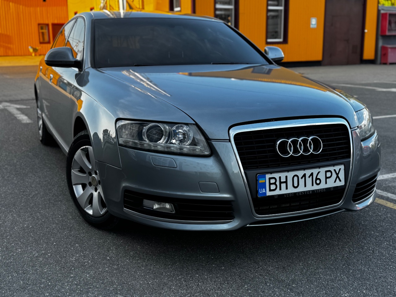 Audi A6 - фото 12
