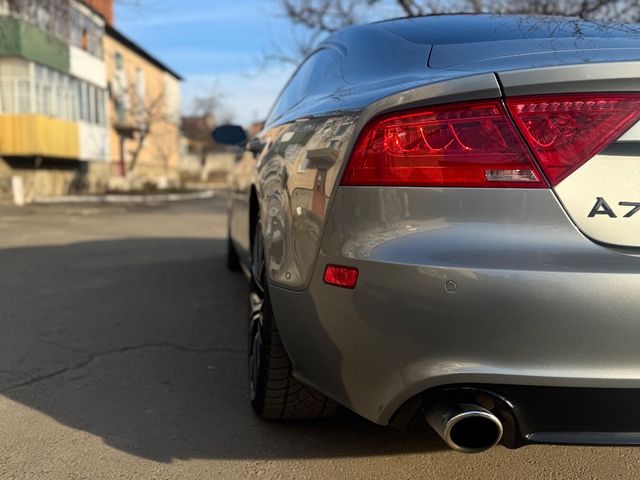 Audi A7 - фото 5