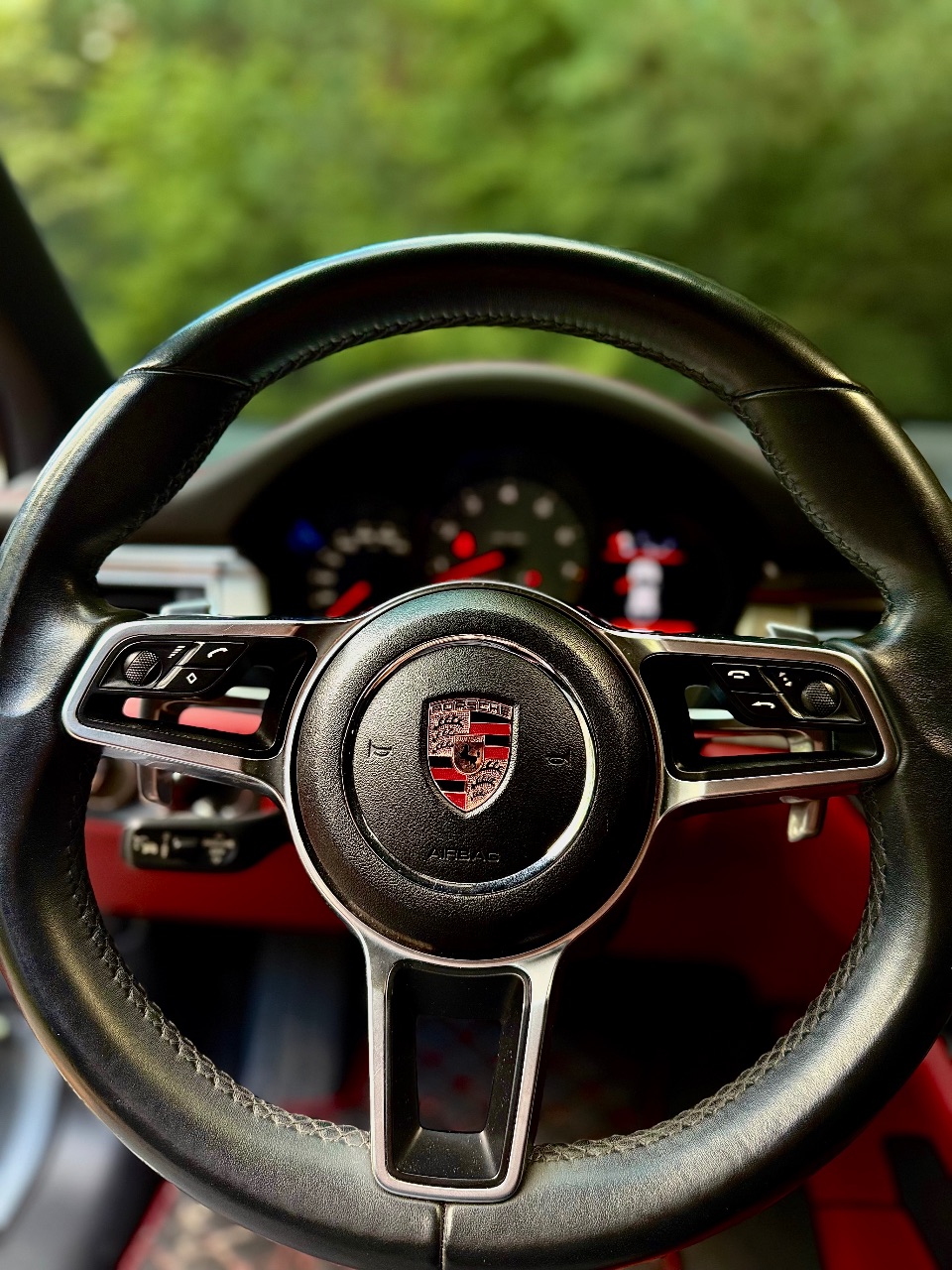 Porsche Macan - фото 22