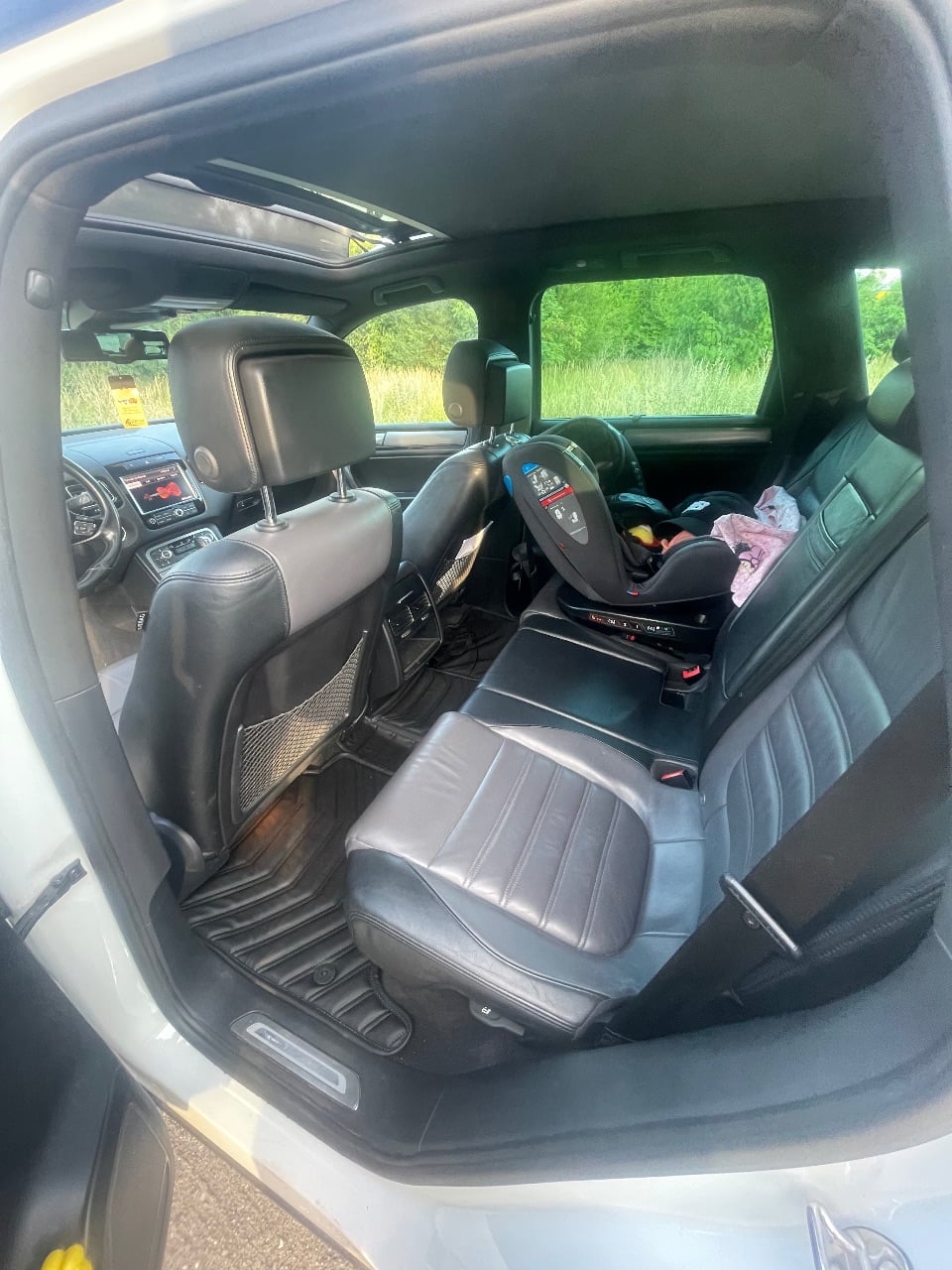 Volkswagen Touareg - фото 30