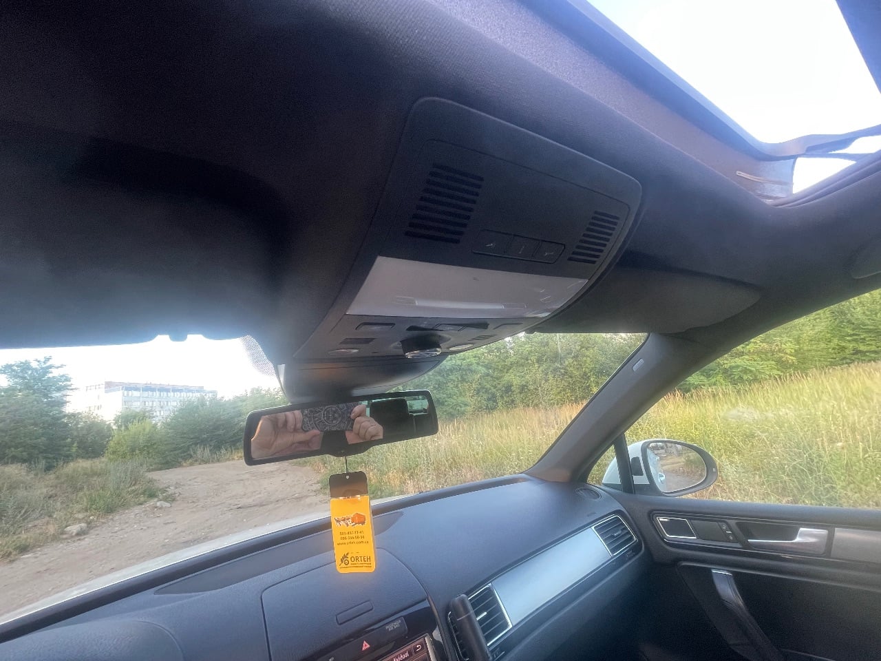 Volkswagen Touareg - фото 32