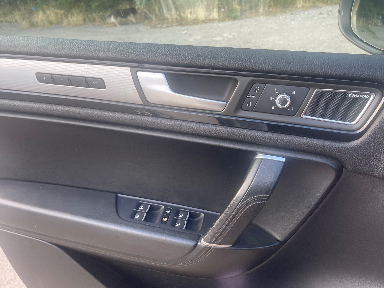 Volkswagen Touareg - фото 39